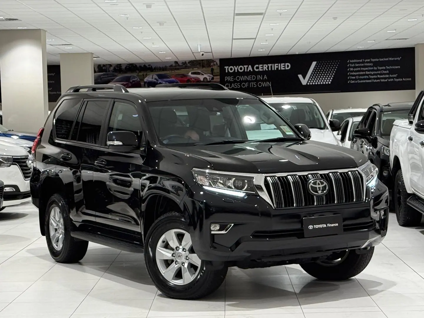 2023 Toyota Landcruiser Prado Gallery Image 1