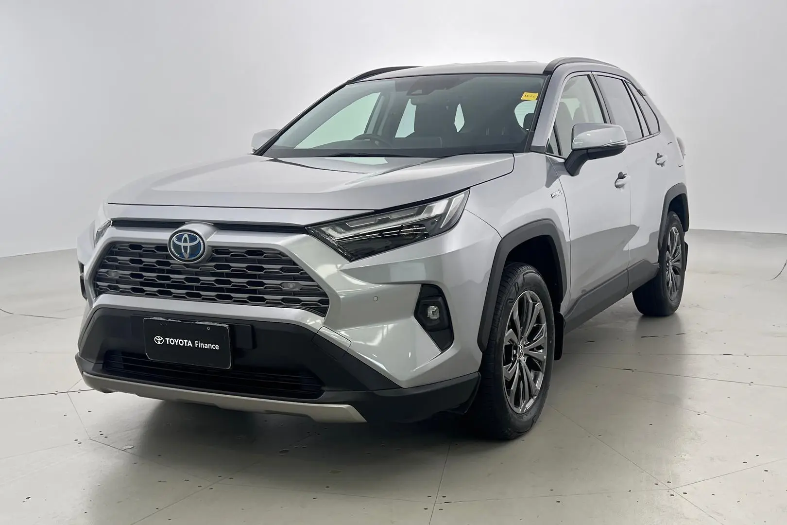 2022 Toyota RAV4 Gallery Image 8