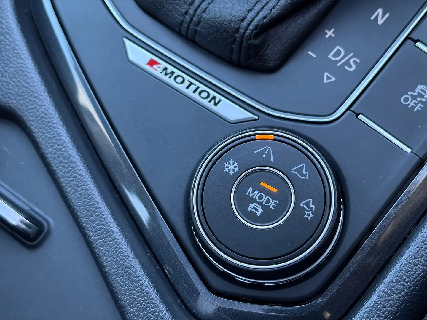 2017 Volkswagen Tiguan Gallery Image 21