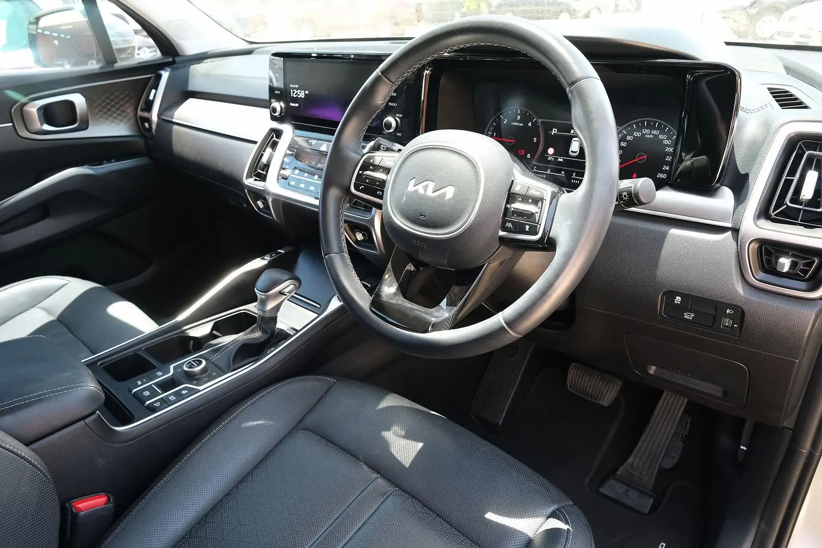 2022 Kia Sorento Gallery Image 7