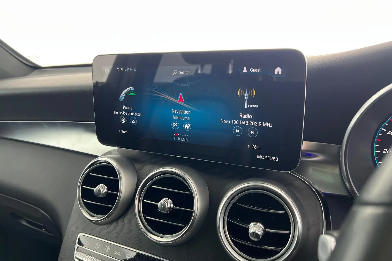 2022 Mercedes-Benz GLC-Class Gallery Image 21