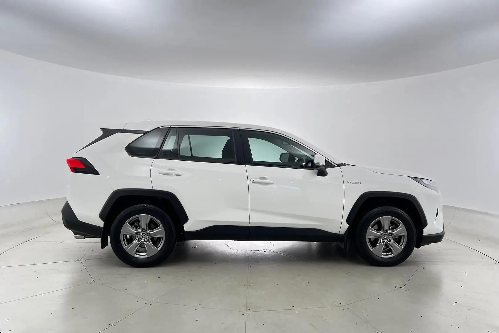 2023 Toyota RAV4 Gallery Image 3