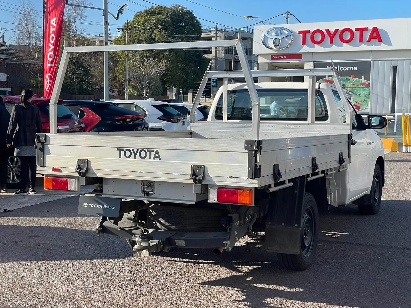 2017 Toyota Hilux Gallery Image 4