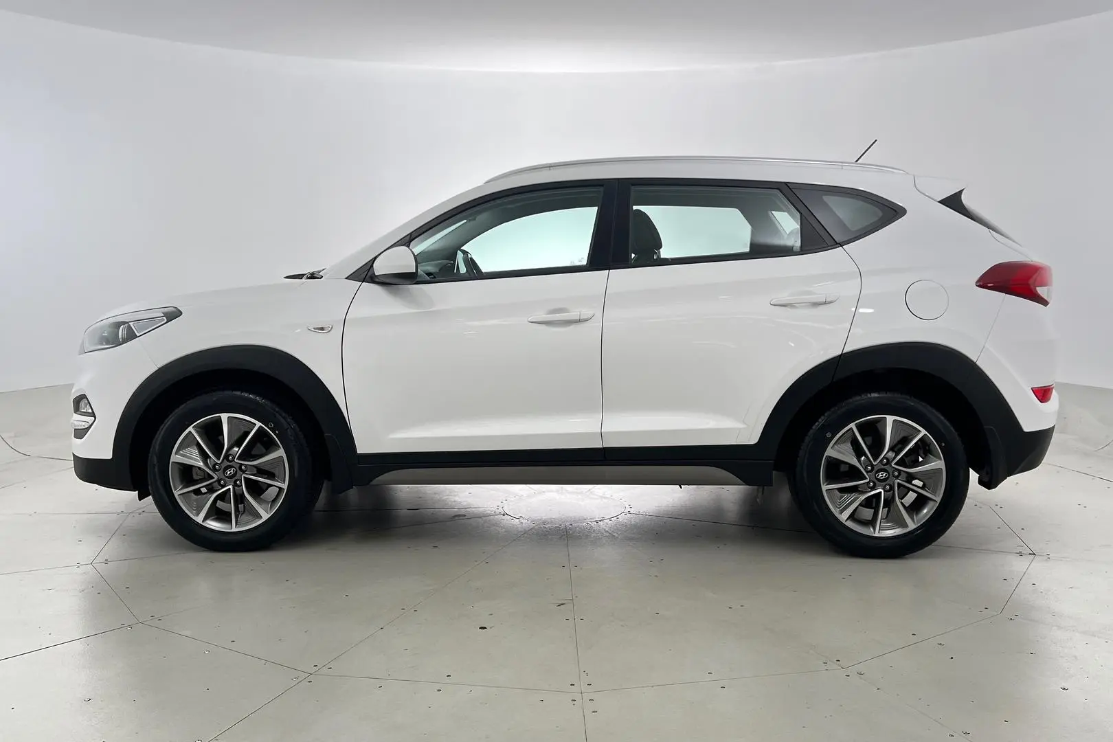 2017 Hyundai Tucson Gallery Image 7
