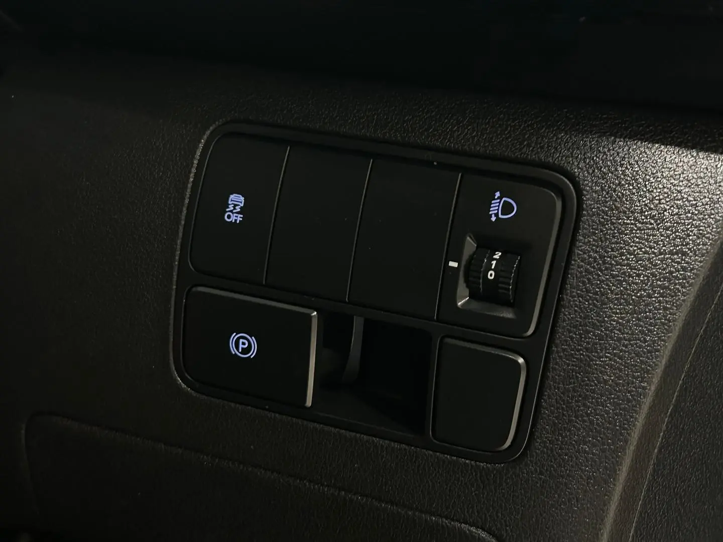 2022 Hyundai STARIA Gallery Image 25