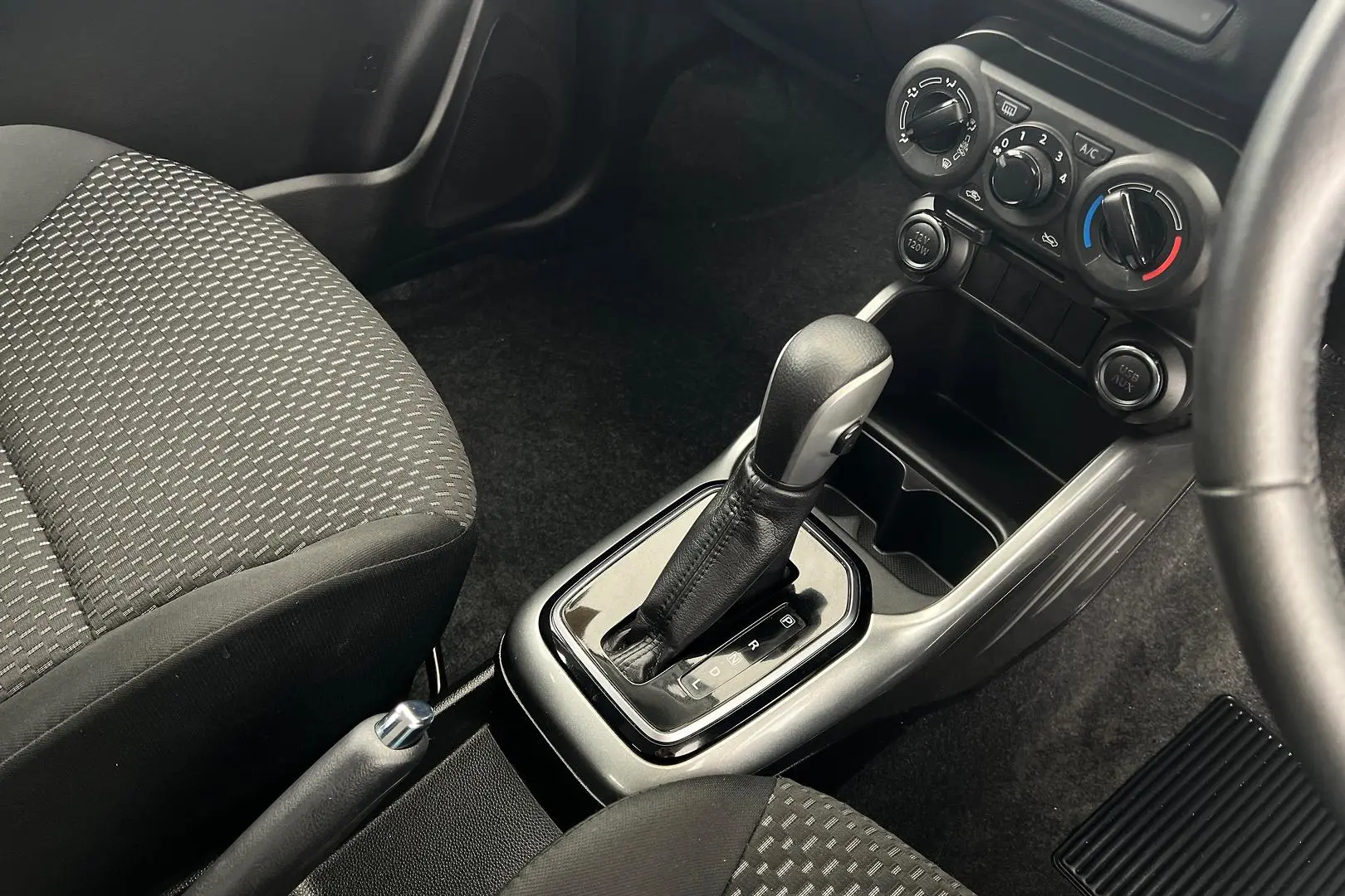 2022 Suzuki Ignis Gallery Image 13