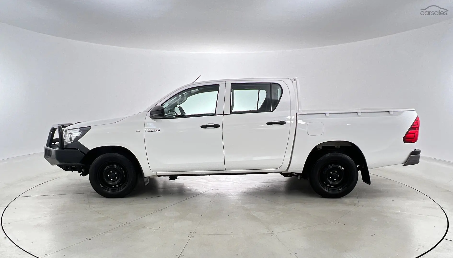 2020 Toyota Hilux Image 5