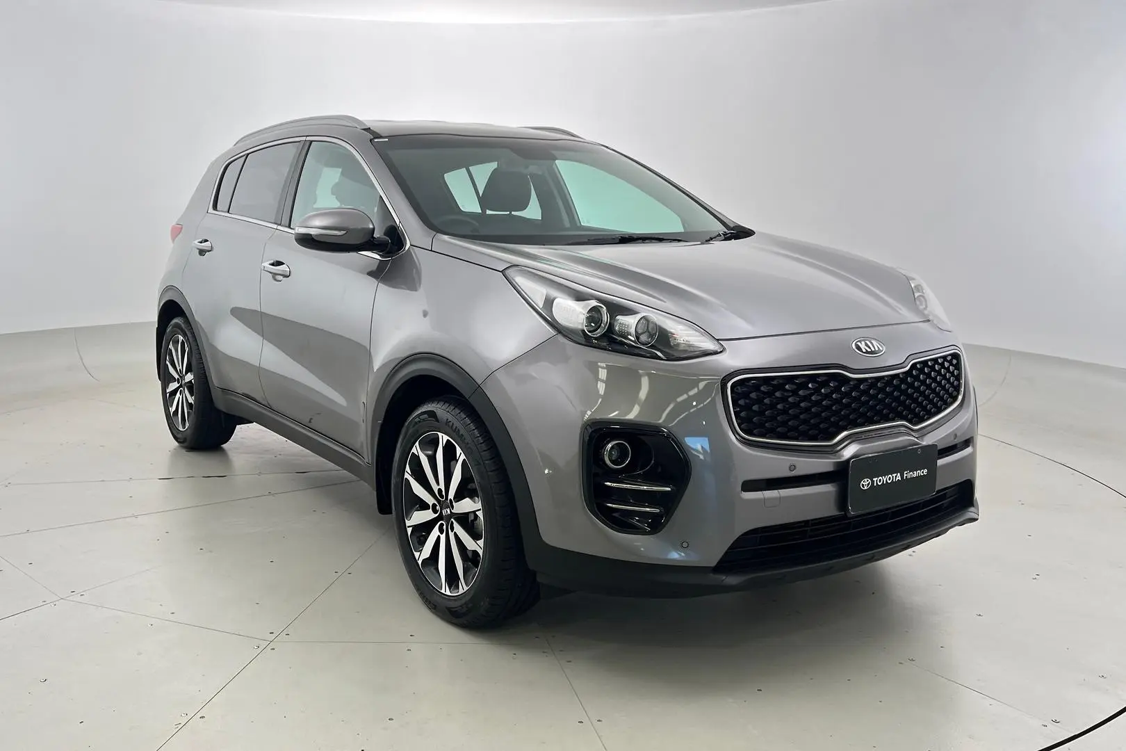 2017 Kia Sportage Gallery Image 1