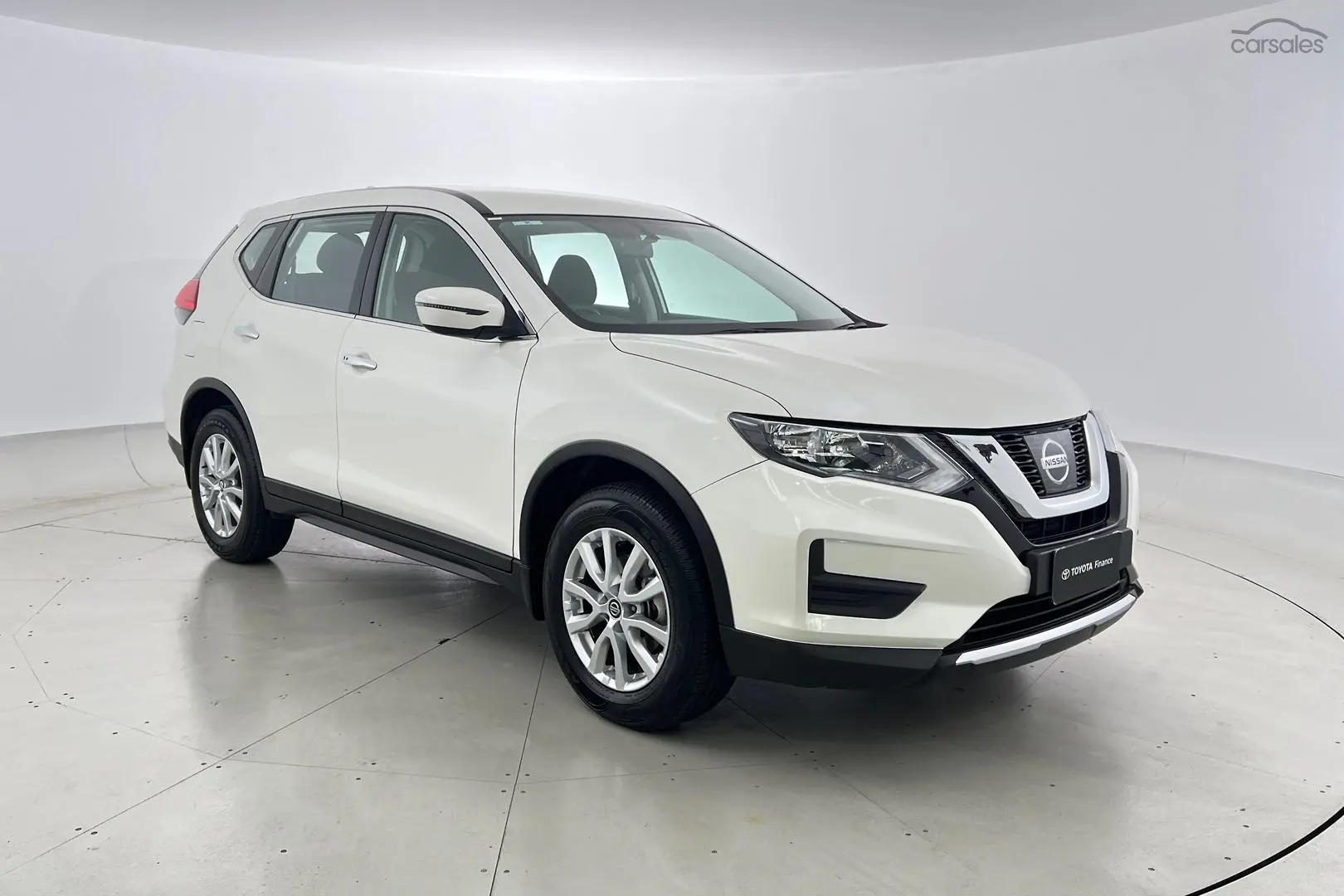 2019 Nissan X-TRAIL Image 1