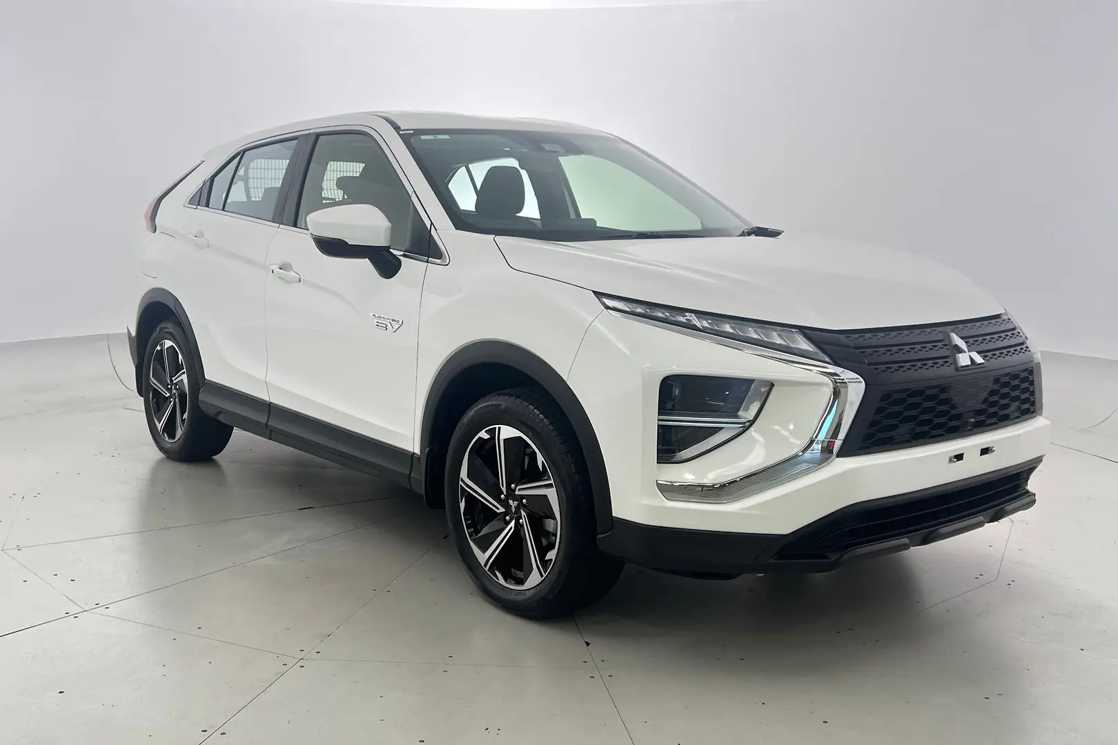 2023 Mitsubishi Eclipse Cross Gallery Image 1