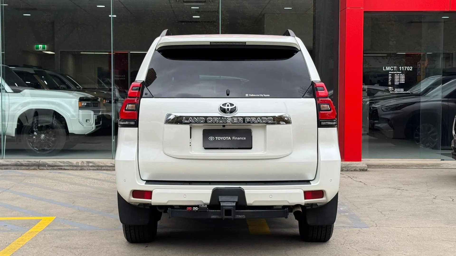 2022 Toyota Landcruiser Prado Gallery Image 7