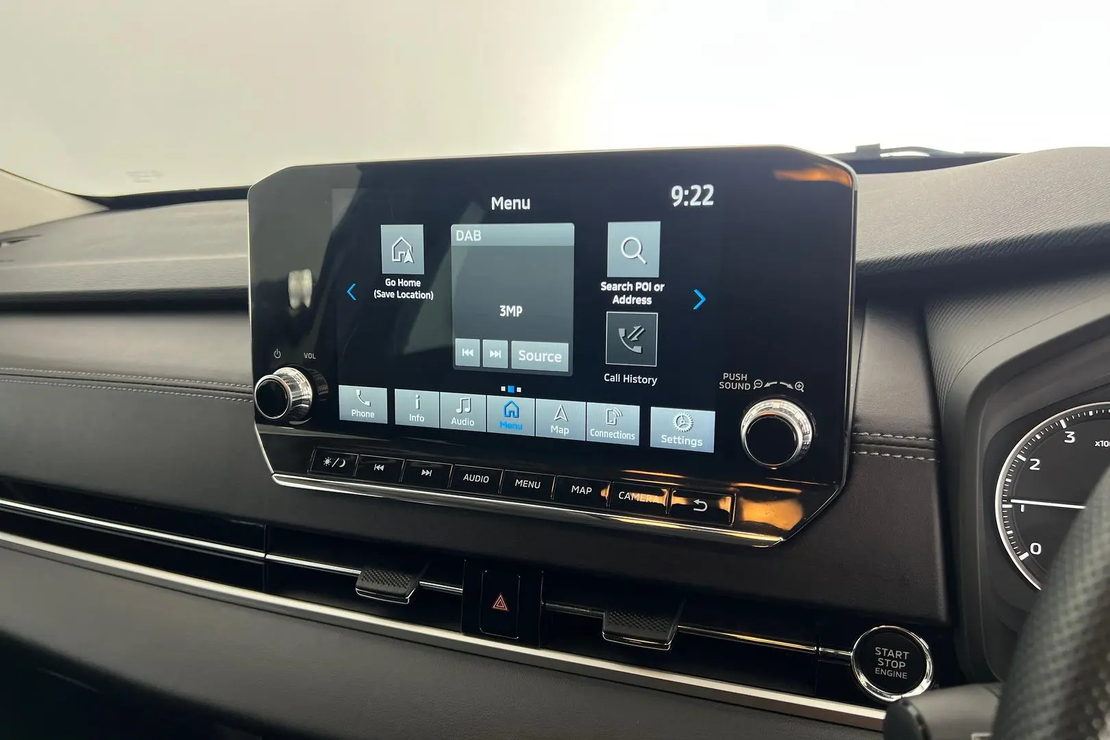 2022 Mitsubishi Outlander Gallery Image 13