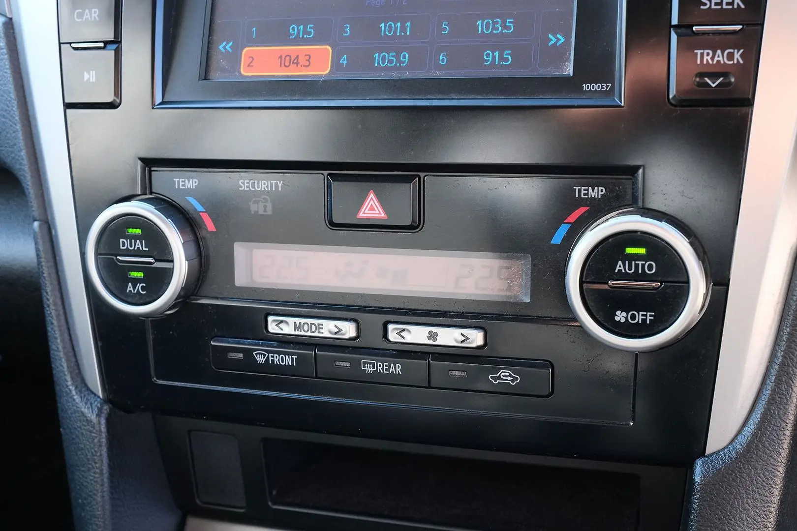2012 Toyota Aurion Gallery Image 18