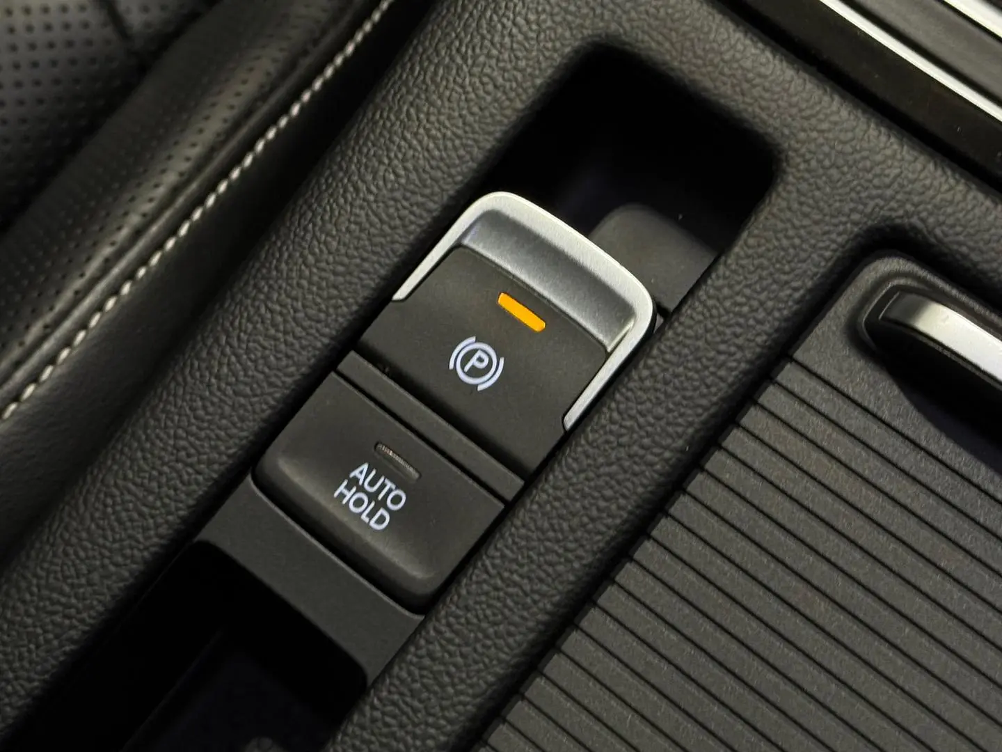 2022 Volkswagen Passat Gallery Image 26