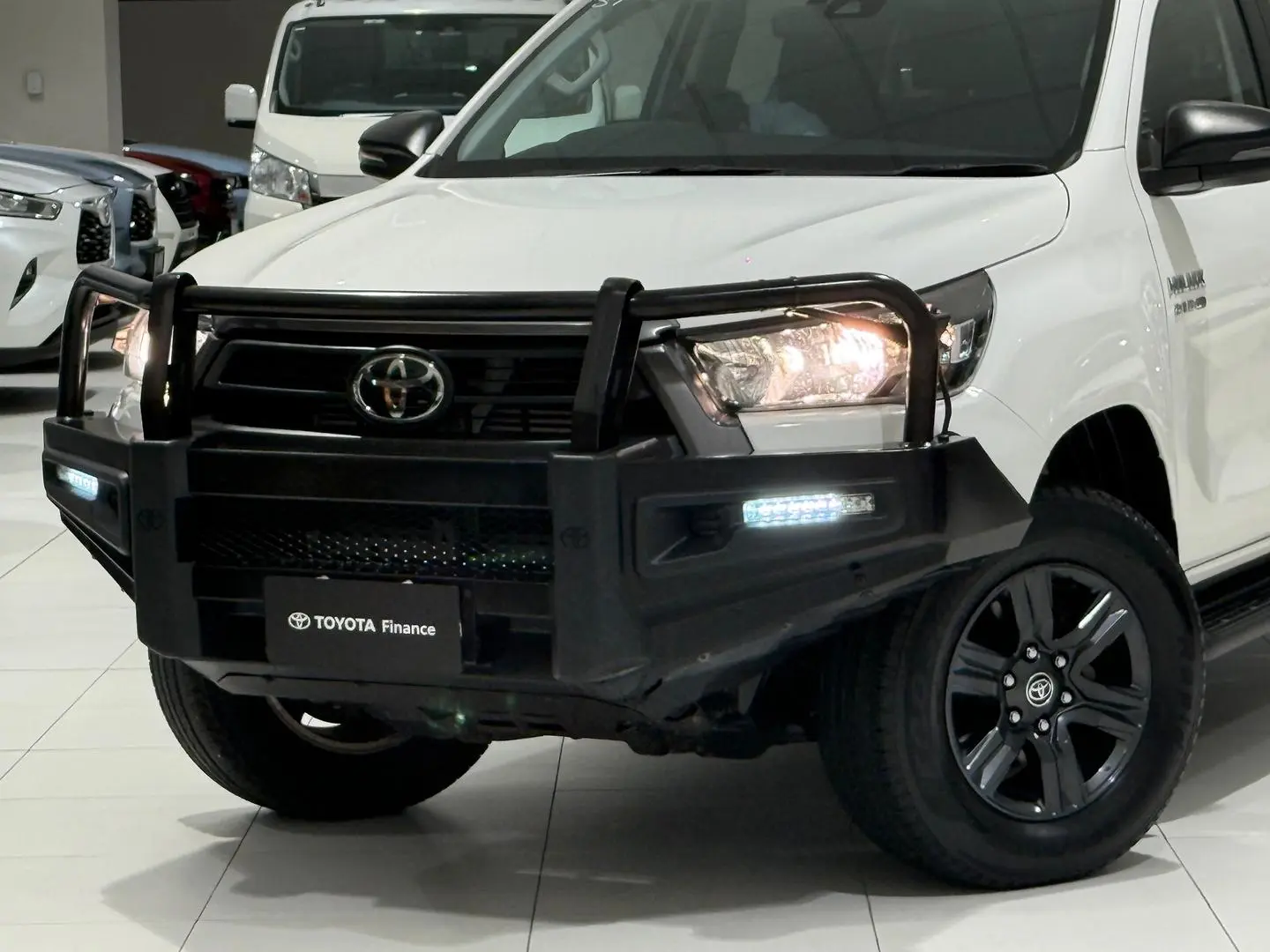 2022 Toyota Hilux Gallery Image 7