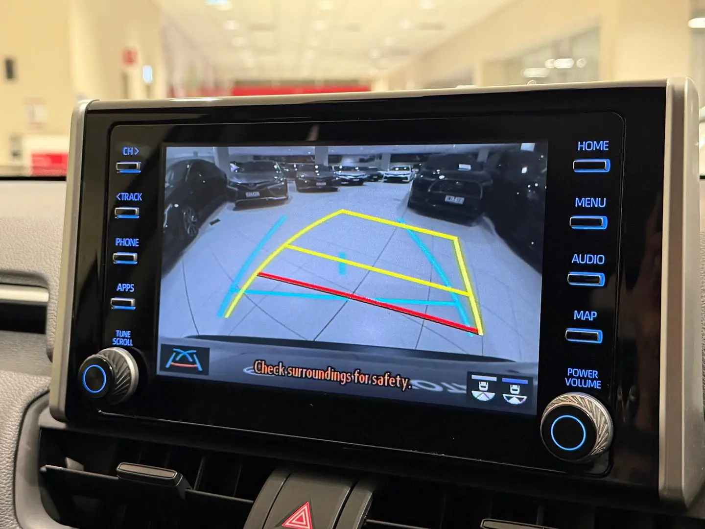 2021 Toyota RAV4 Gallery Image 17