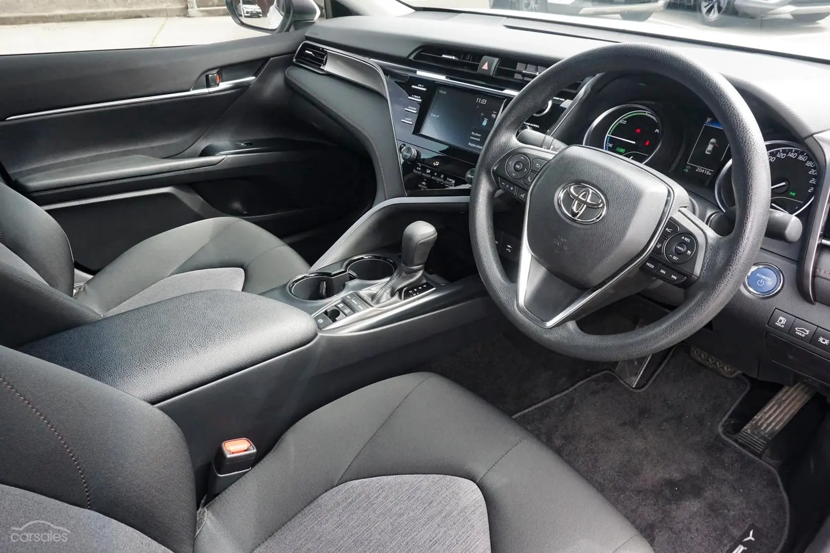 2019 Toyota Camry Image 6