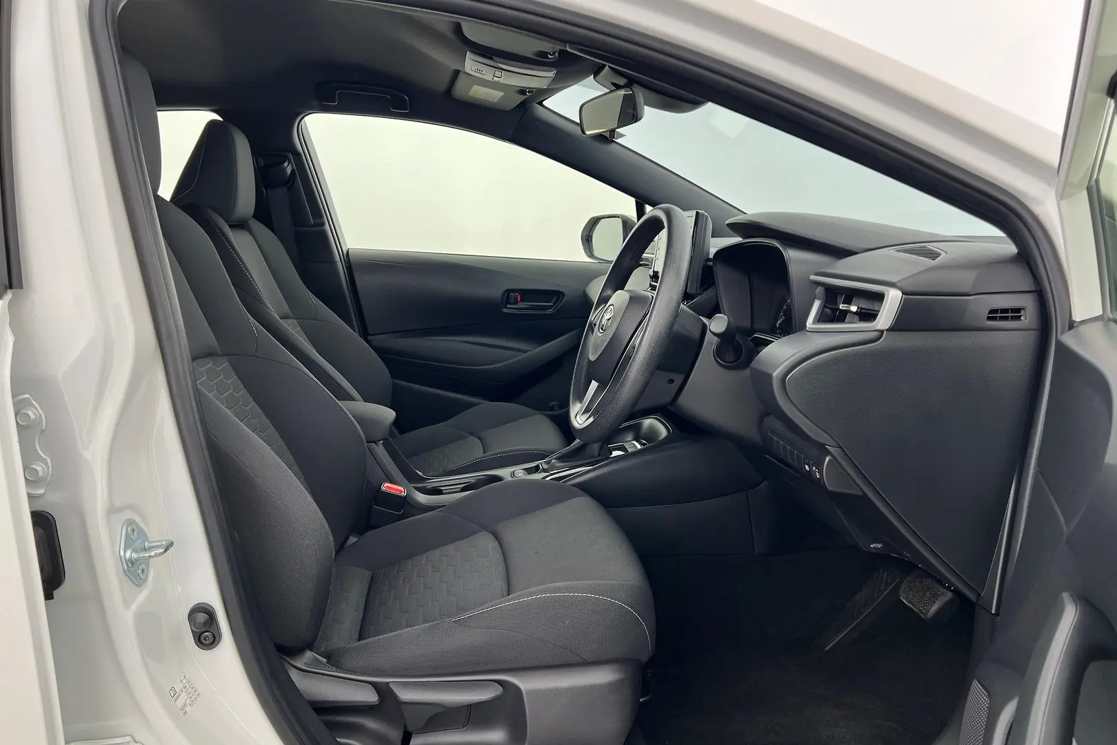 2022 Toyota Corolla Gallery Image 14