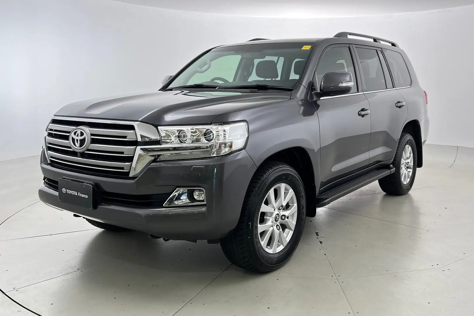 2019 Toyota Landcruiser Gallery Image 9