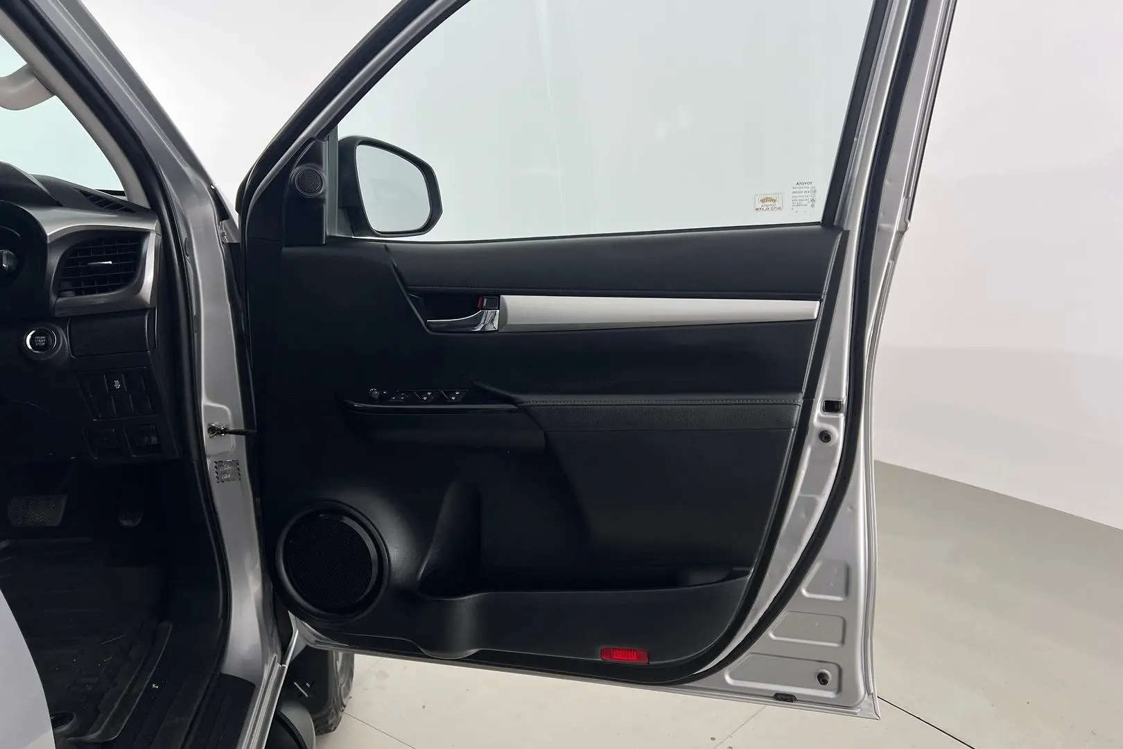 2018 Toyota Hilux Gallery Image 22