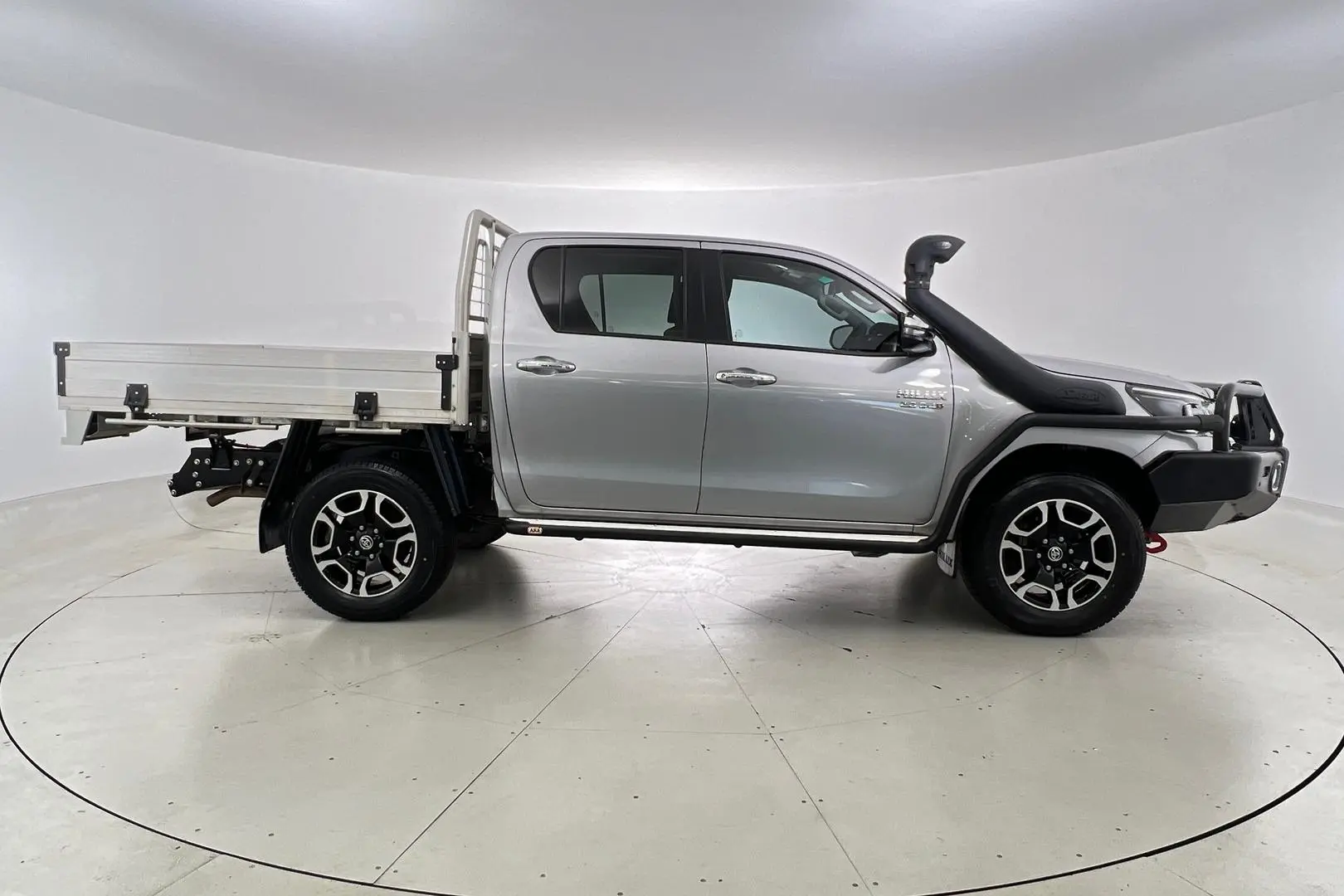 2022 Toyota Hilux Gallery Image 5