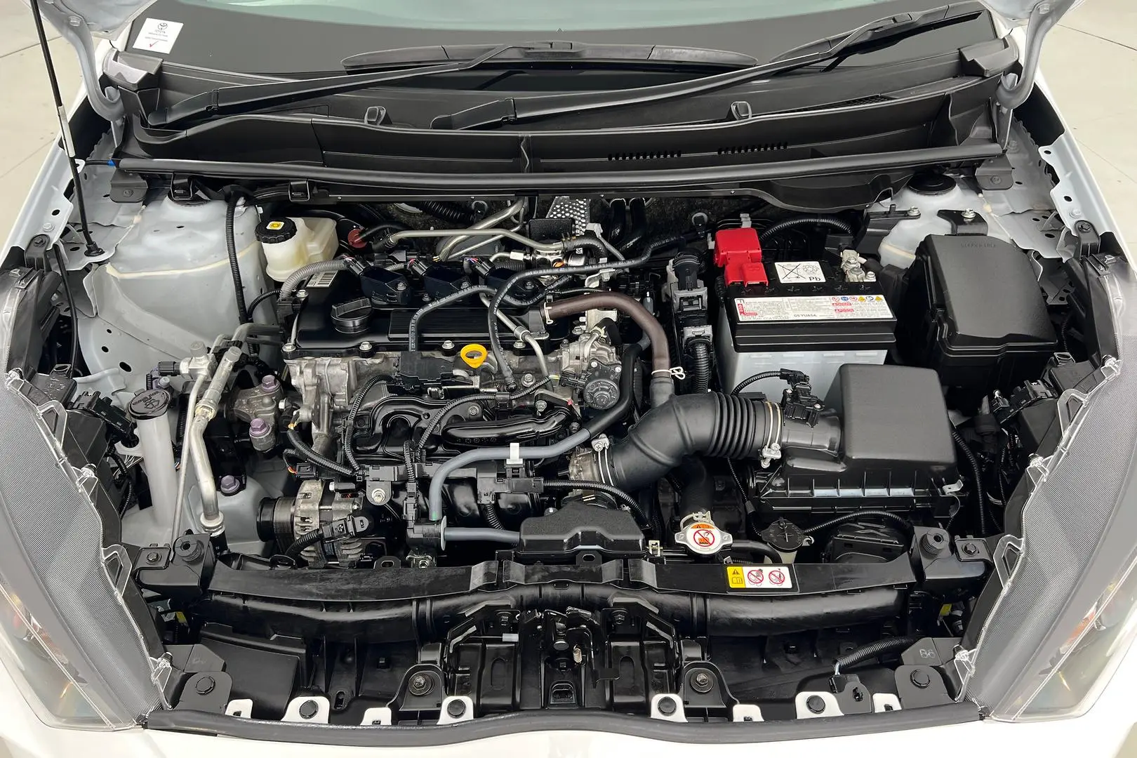 2023 Toyota Yaris Gallery Image 21