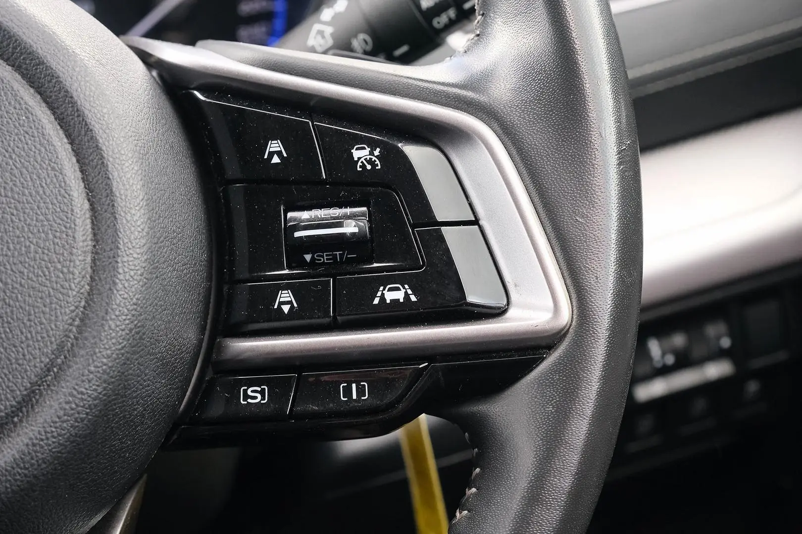 2020 Subaru Outback Gallery Image 14