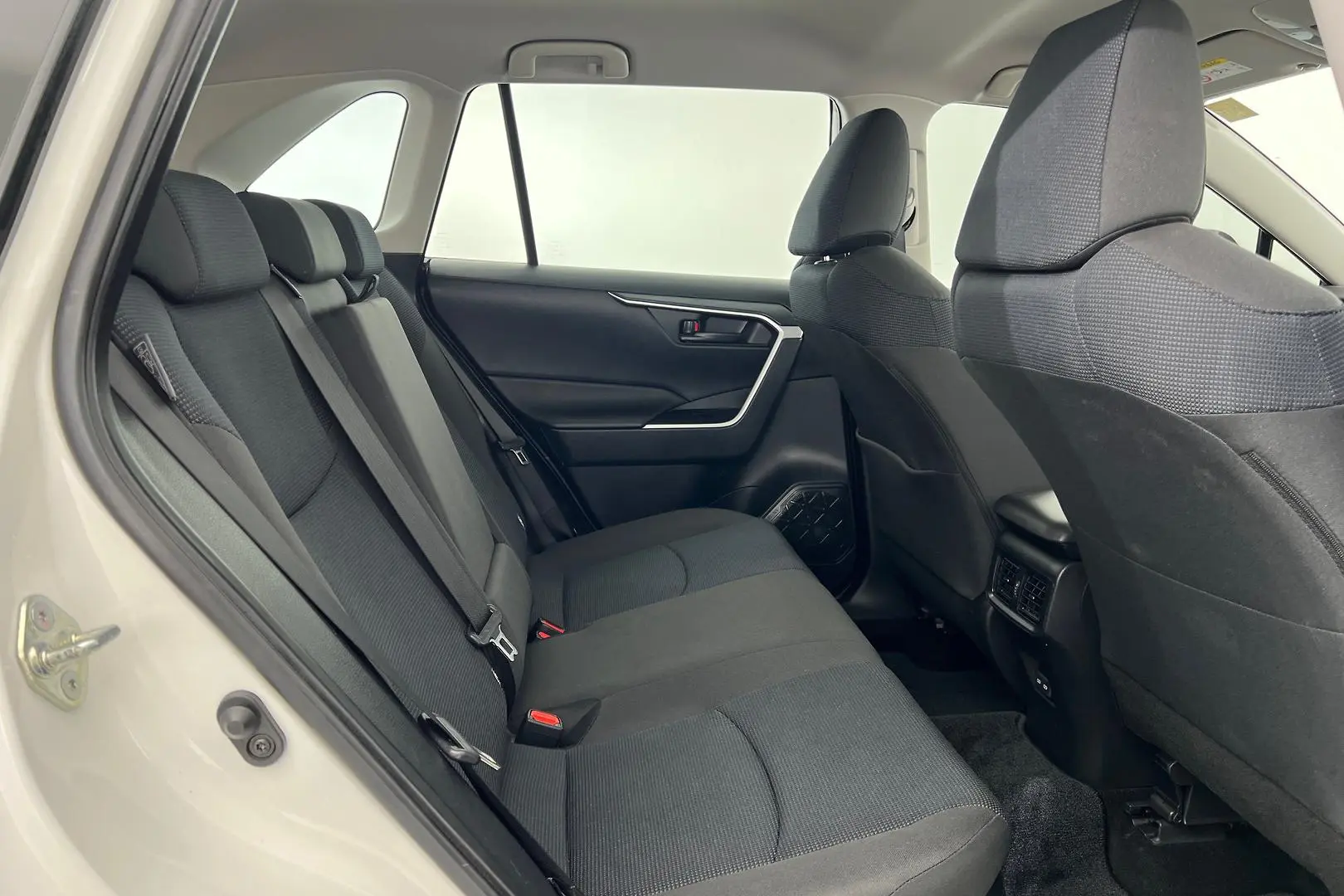 2023 Toyota RAV4 Gallery Image 21