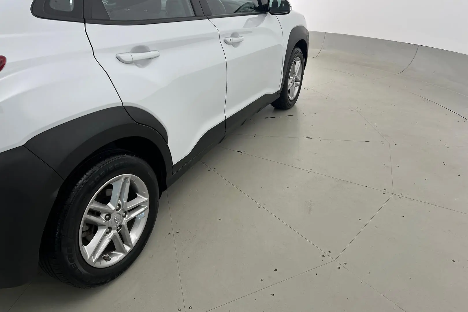 2020 Hyundai Kona Gallery Image 10
