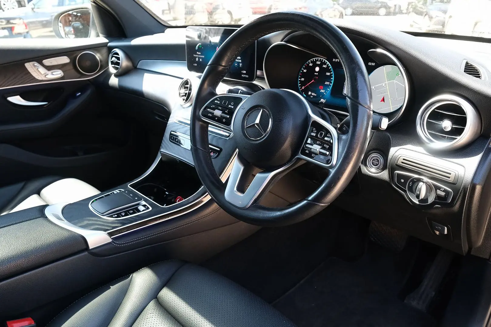 2020 Mercedes-Benz Glc-Class Gallery Image 7