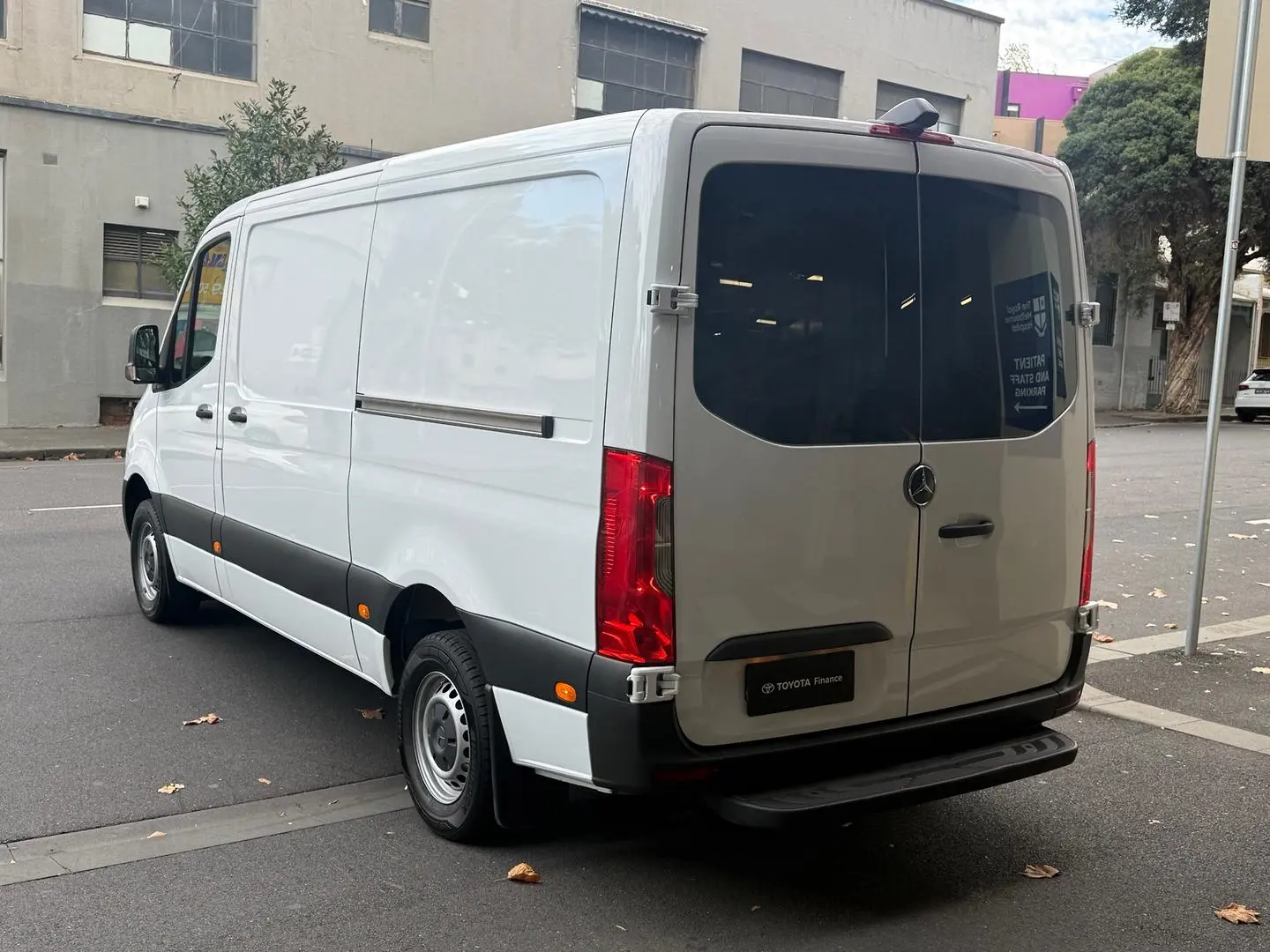 2023 Mercedes-Benz Sprinter Gallery Image 8