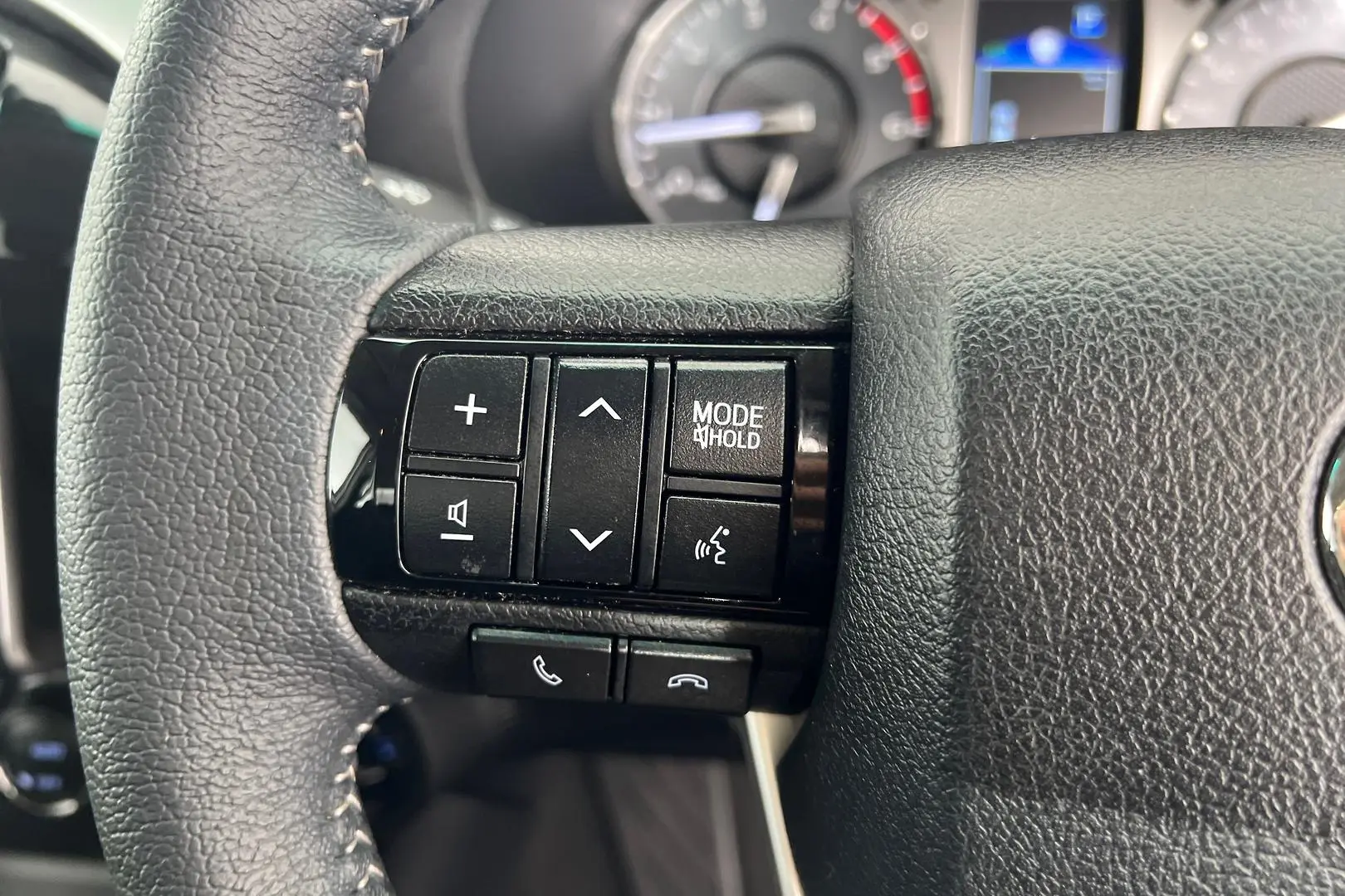 2022 Toyota Hilux Gallery Image 17