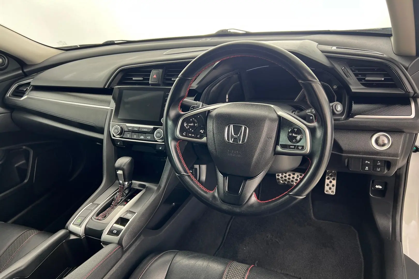 2019 Honda Civic Gallery Image 12