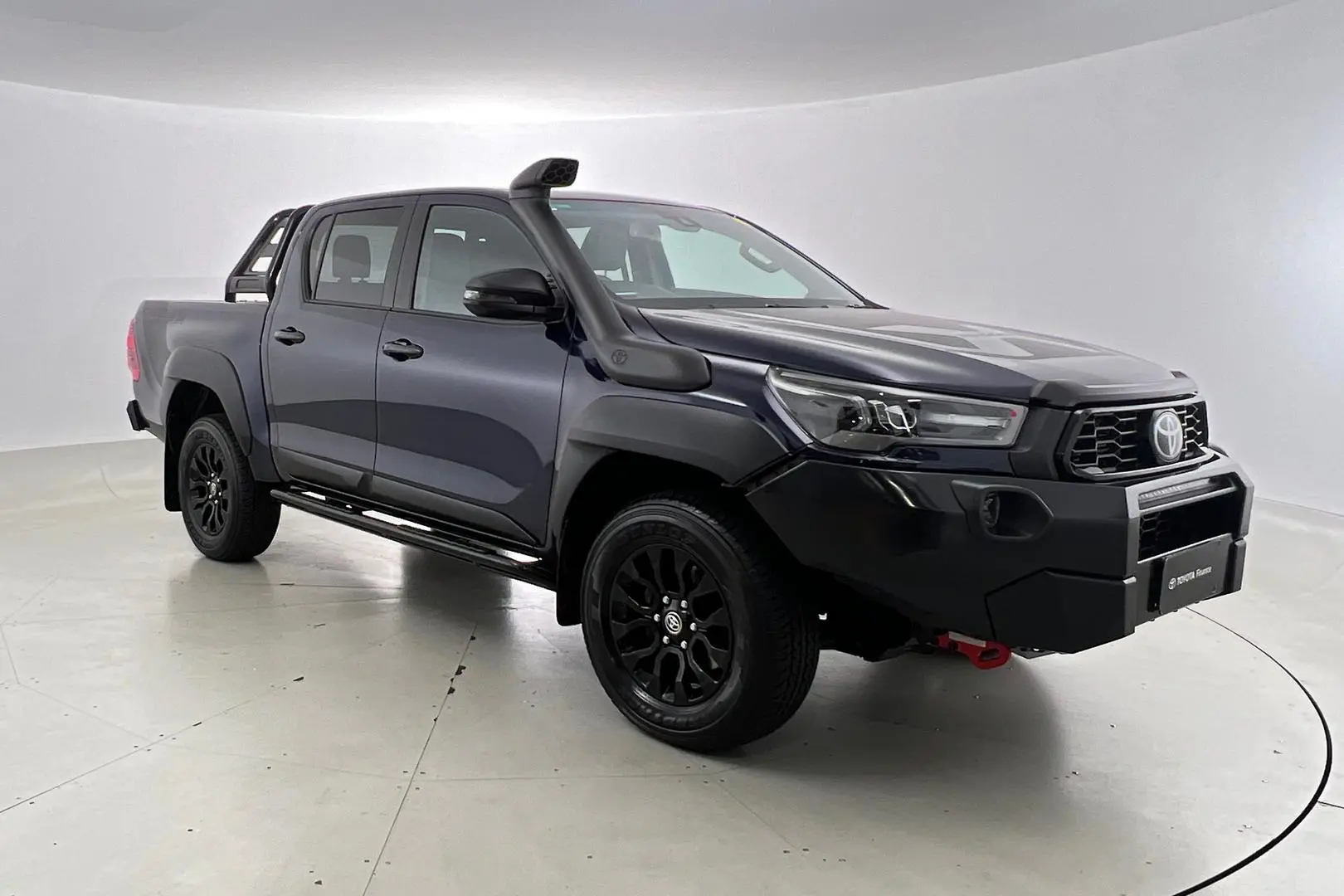 2022 Toyota Hilux Gallery Image 1