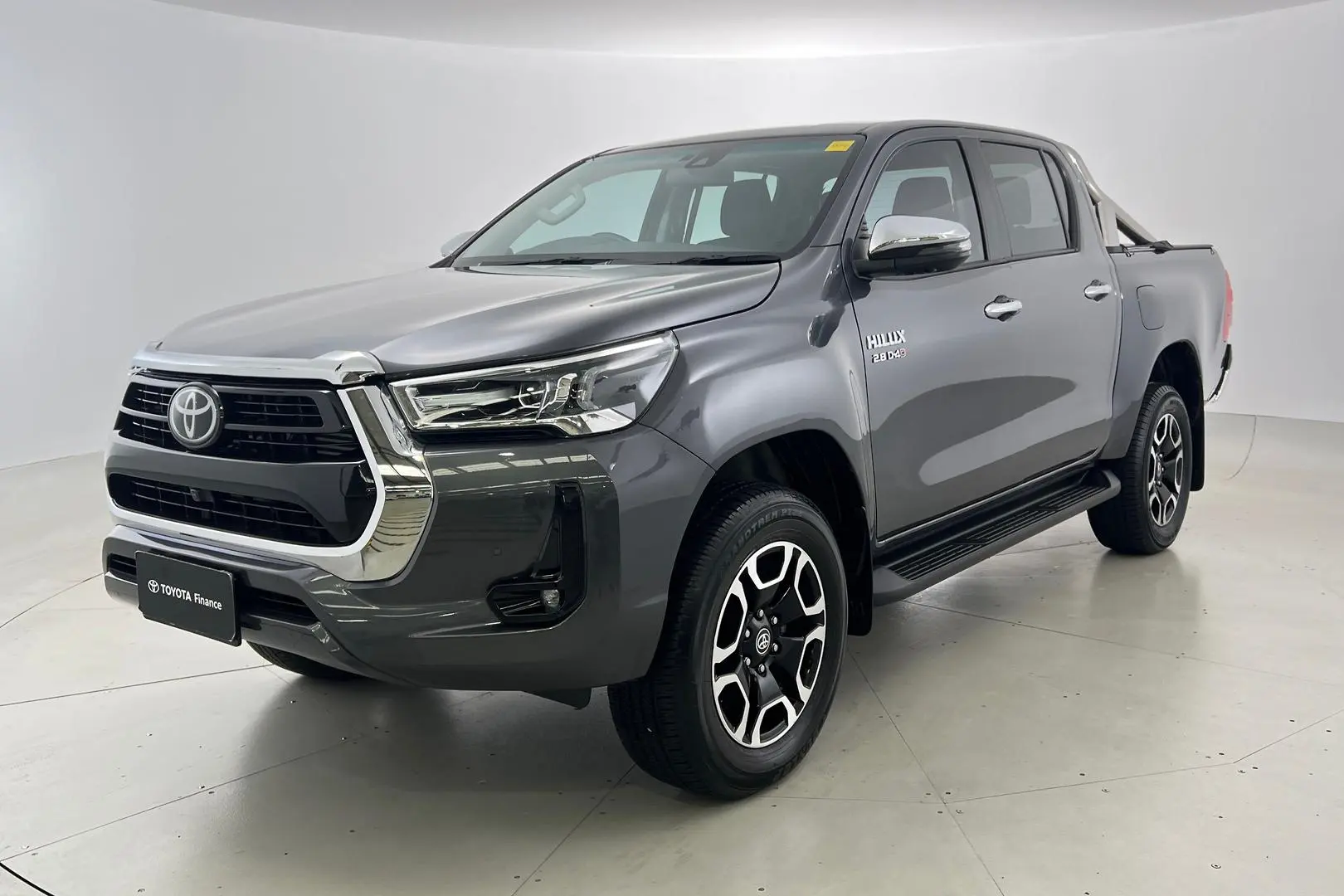2023 Toyota Hilux Gallery Image 9