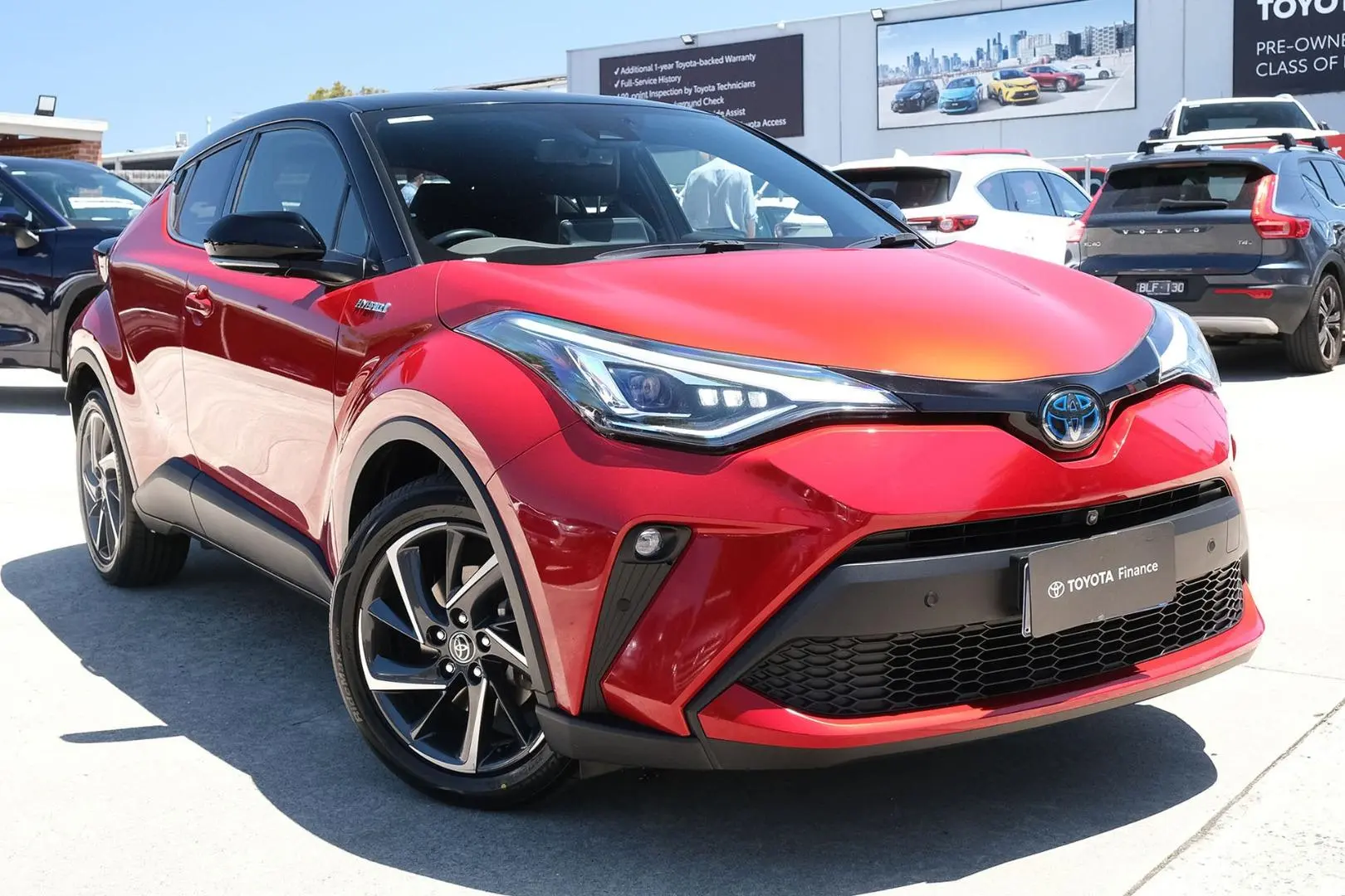 2021 Toyota C-Hr Gallery Image 1