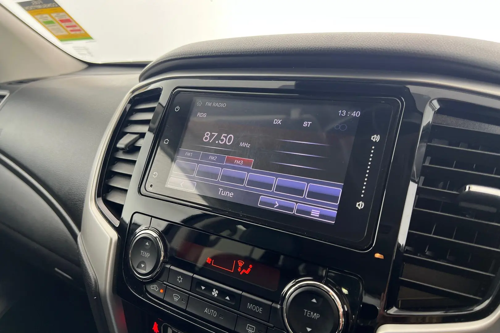 2022 Mitsubishi Triton Gallery Image 24