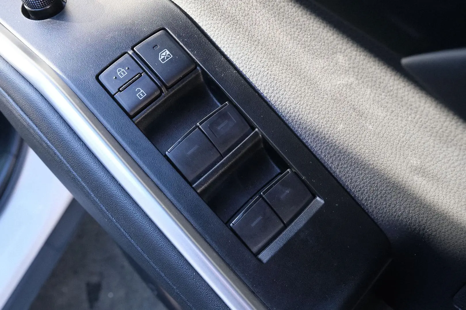 2022 Toyota Kluger Gallery Image 13