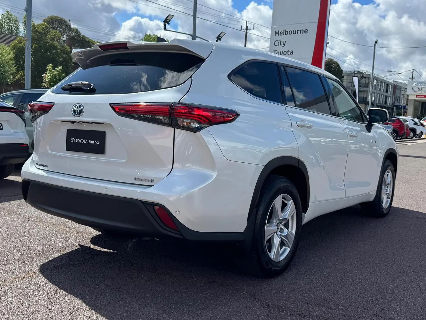 2022 Toyota Kluger Gallery Image 4