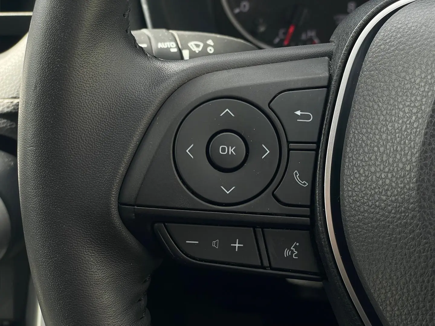 2021 Toyota RAV4 Gallery Image 21
