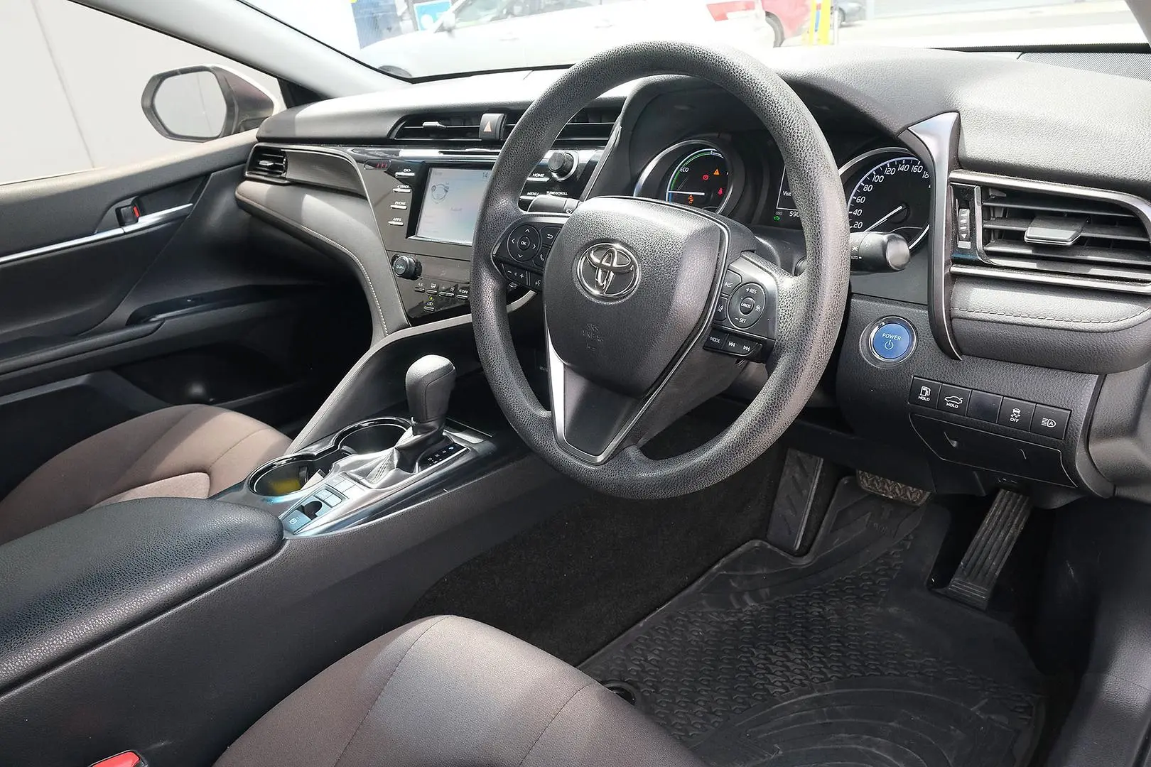 2020 Toyota Camry Gallery Image 7