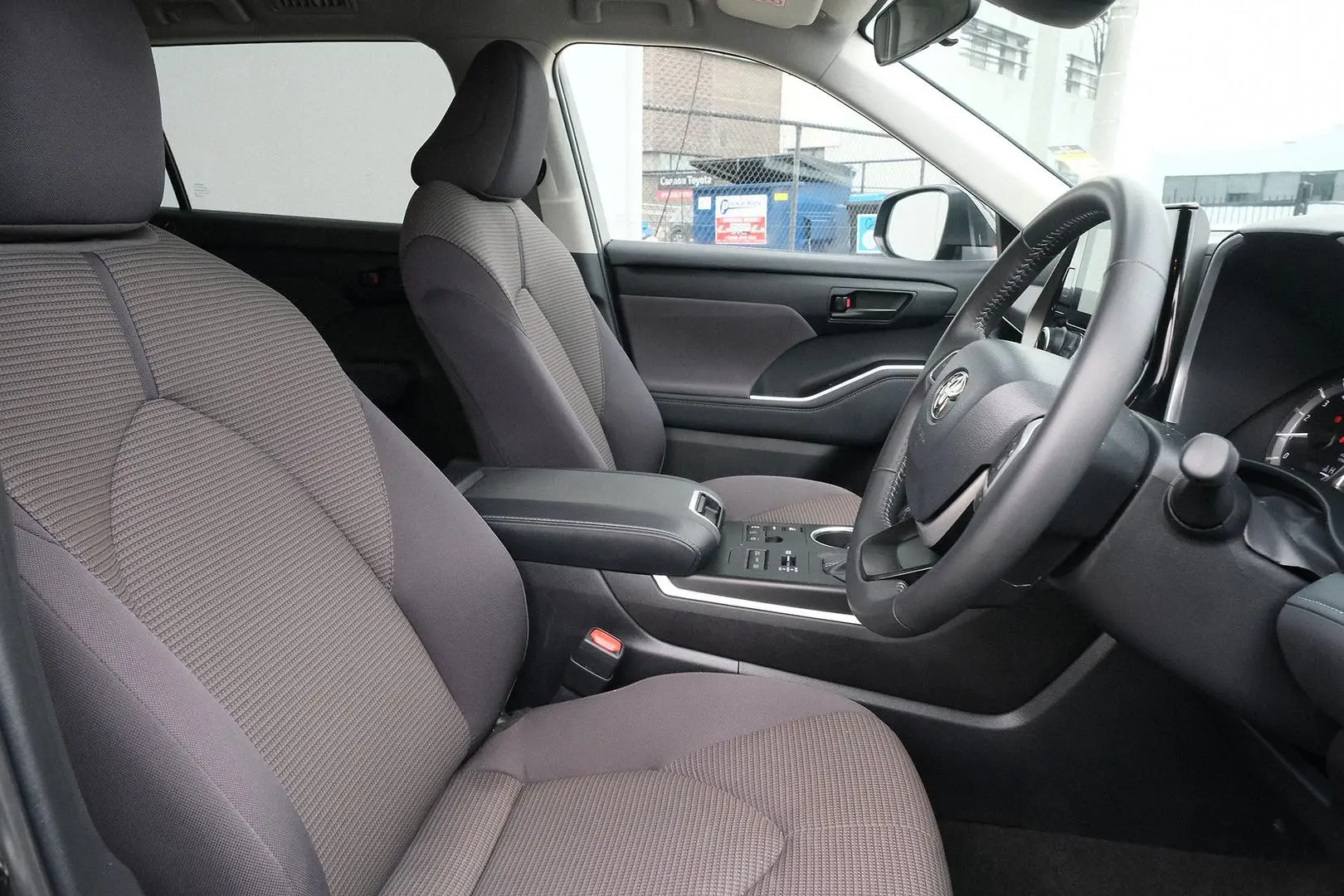 2023 Toyota Kluger Gallery Image 12