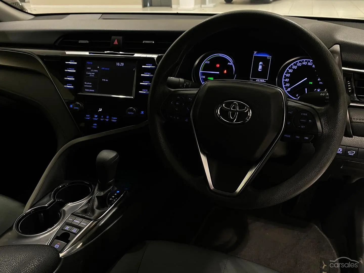 2018 Toyota Camry Image 11
