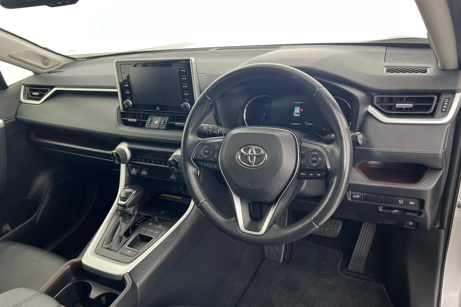 2021 Toyota RAV4 Gallery Image 13