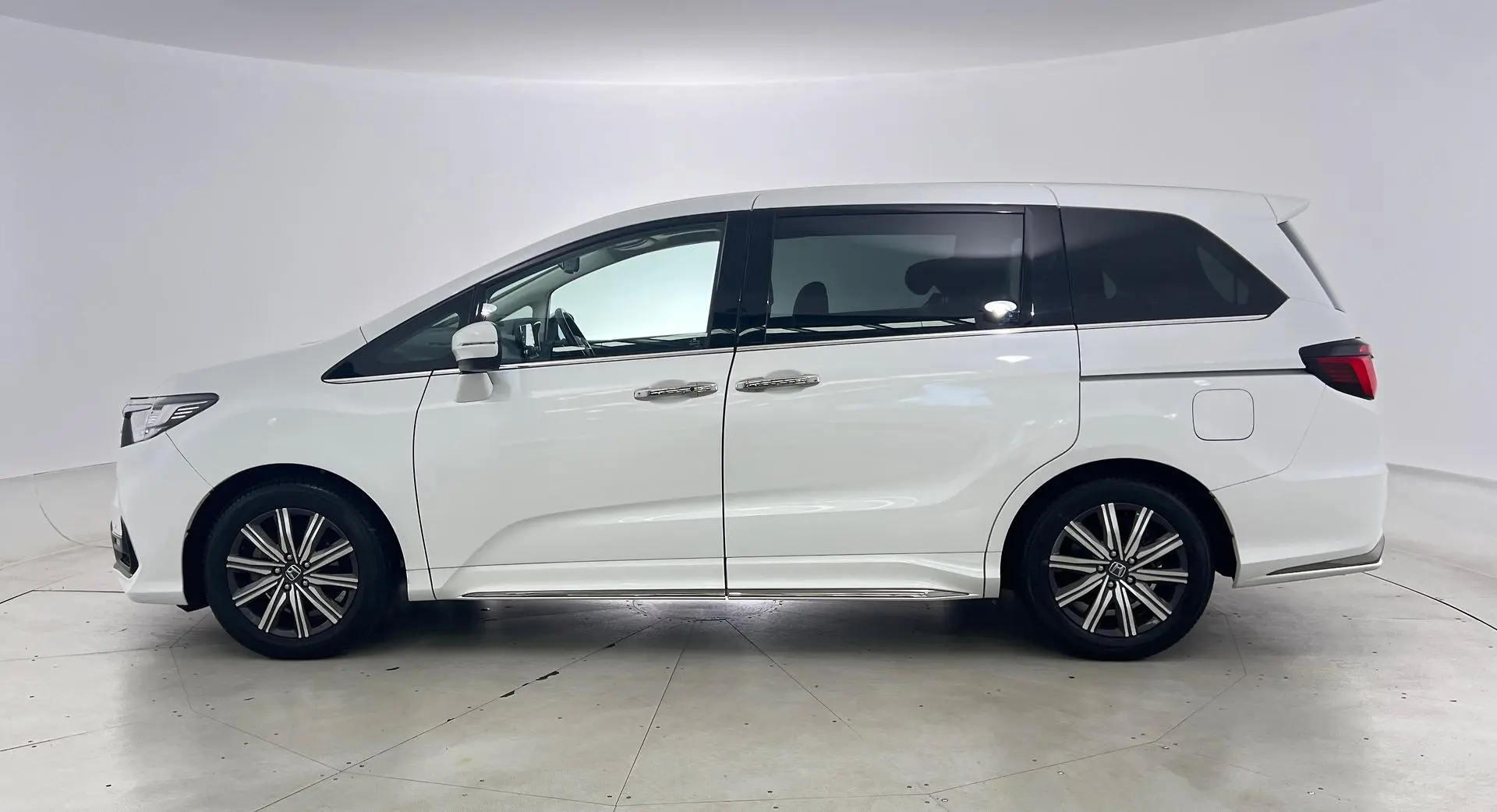 2021 Honda Odyssey Gallery Image 8