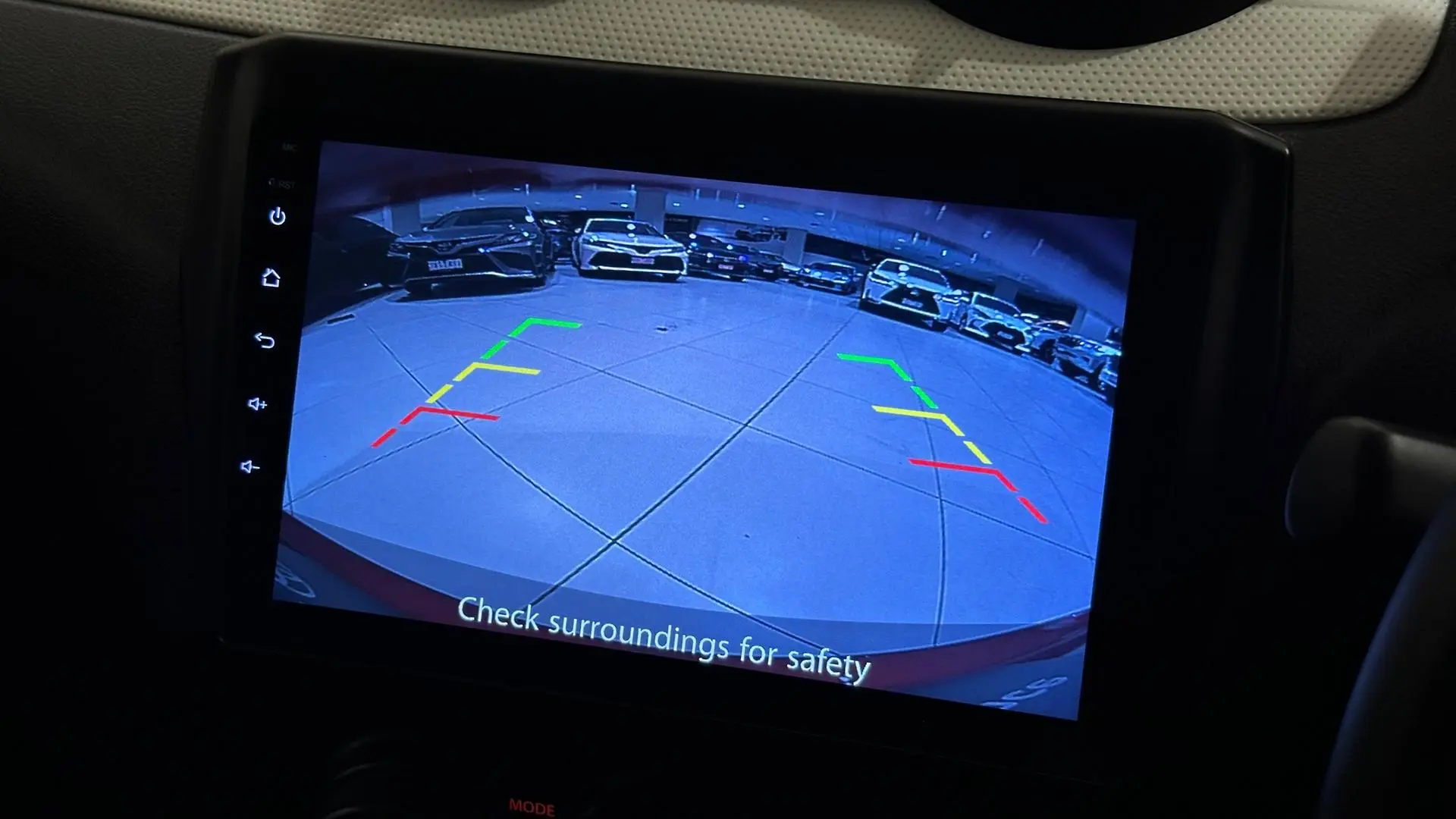 2022 Suzuki Swift Gallery Image 16