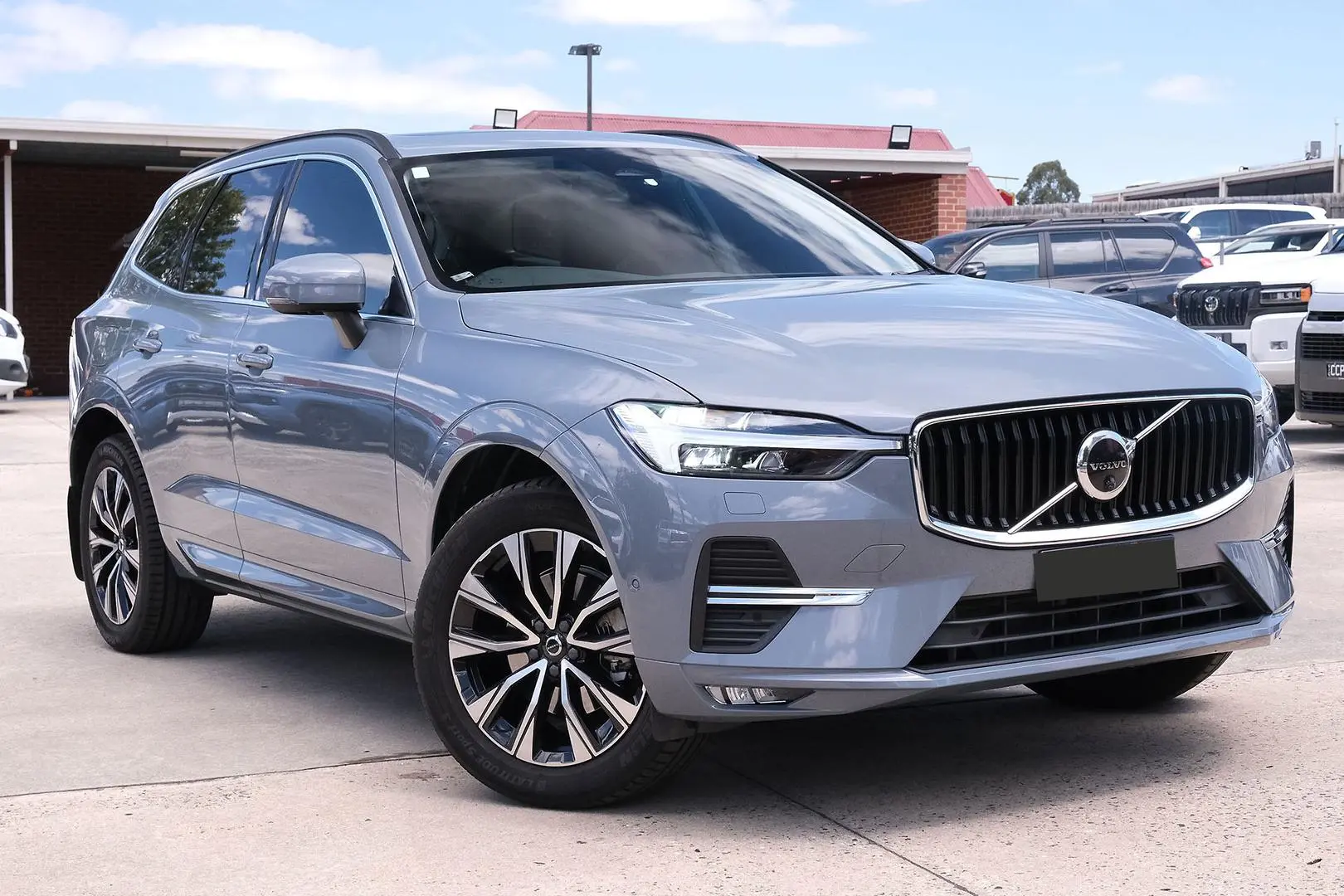 2023 Volvo Xc60 Gallery Image 1