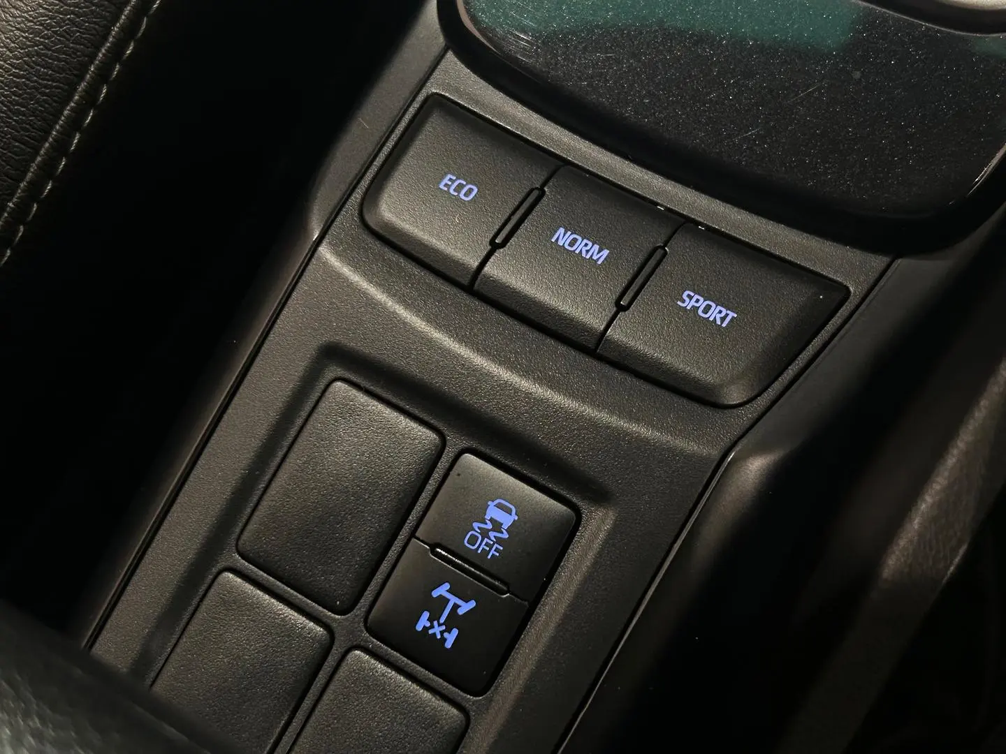 2024 Toyota Fortuner Gallery Image 18