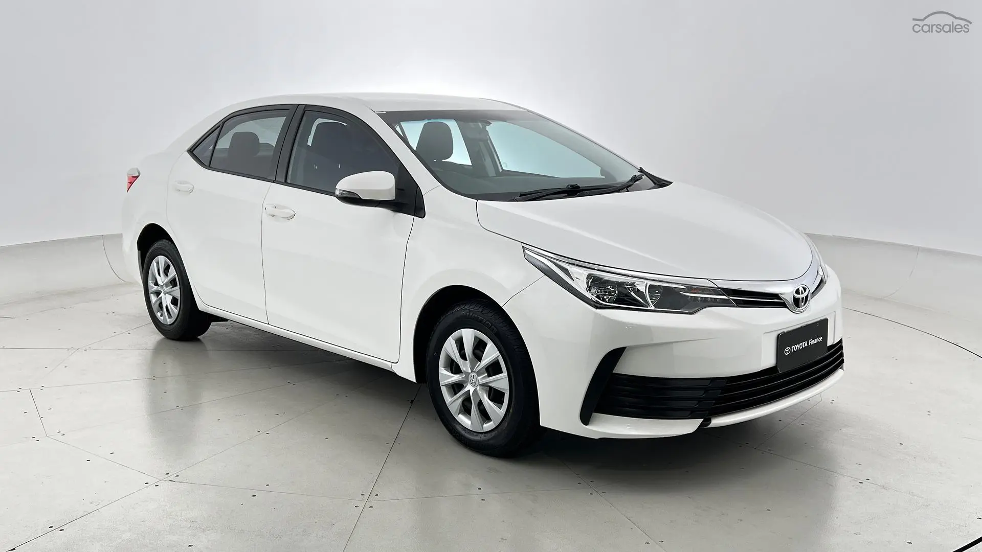 2019 Toyota Corolla Image 1