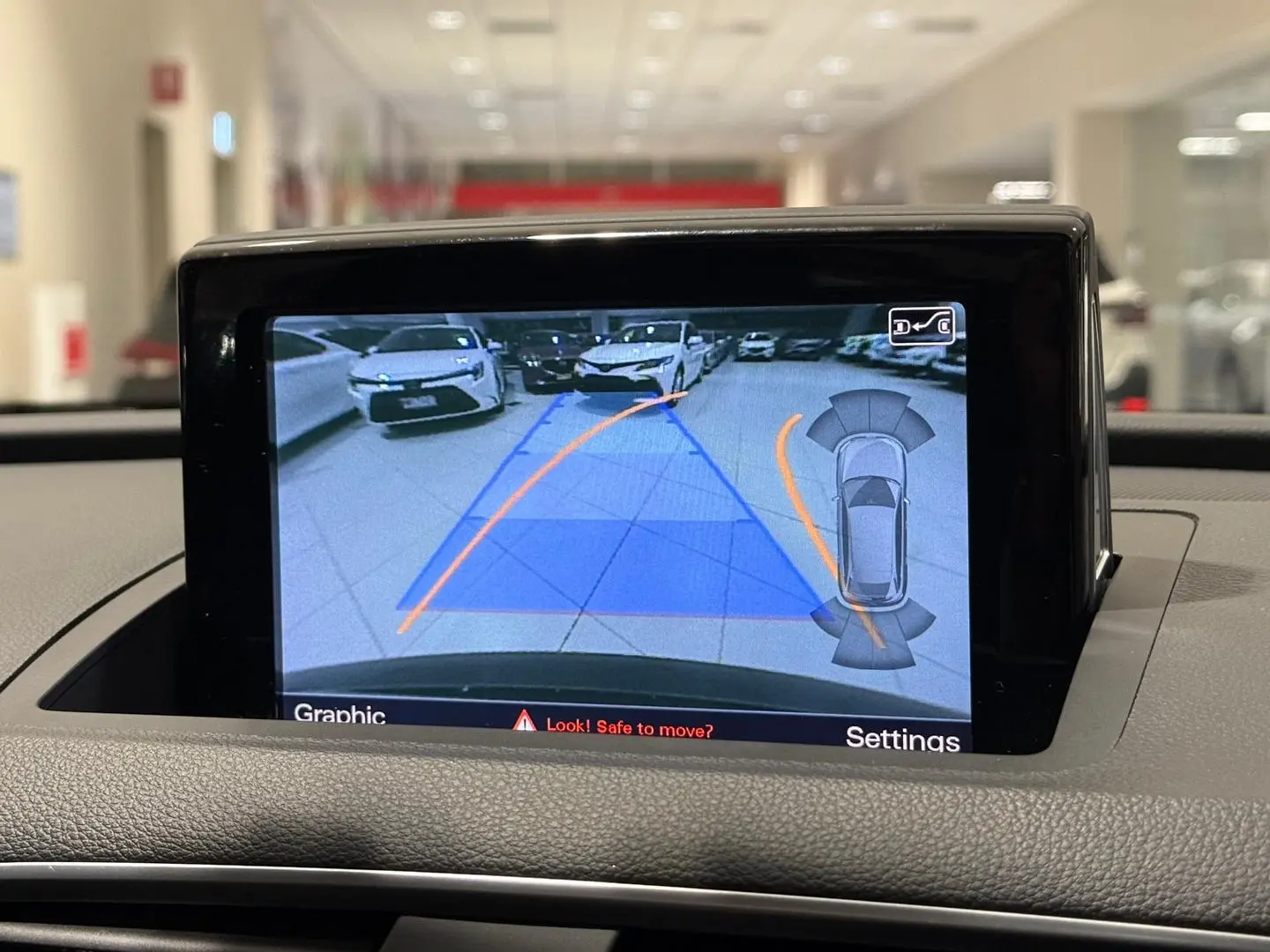 2018 Audi Q3 Gallery Image 19